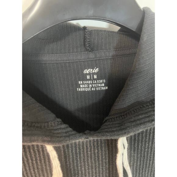 Aerie Women's Ribbed‎ Pullover Hoodie Grey Size M Medium Cropped Long Sleeve - Picture 4 of 10